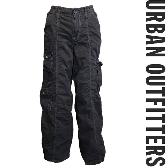 Urban Outfitters BDG Y2K Low-Rise Cargo Pant Wear on bottom cuff Black Small - Picture 1 of 12